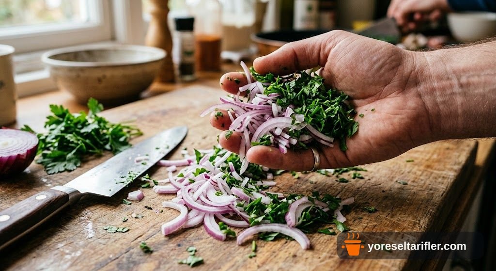 Yumuşacık Tavuklu Poğaça Tarifi — Adım 4